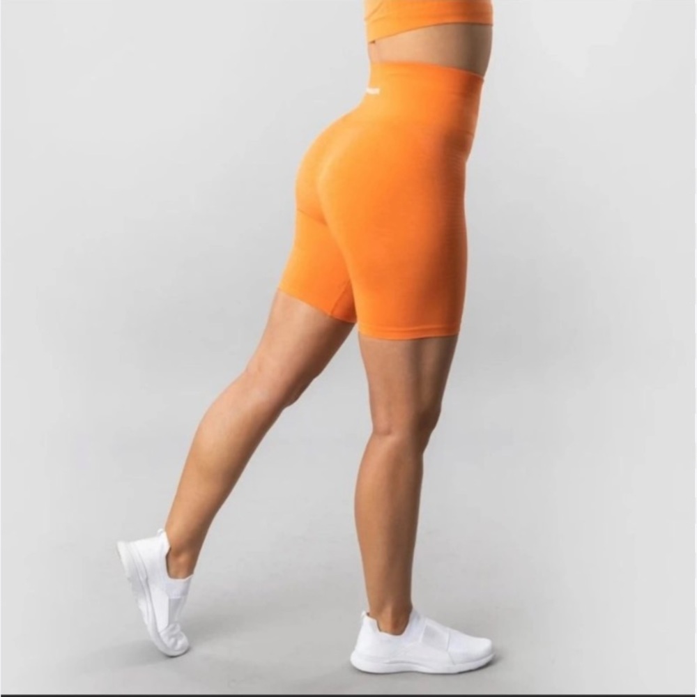 Alphalete biker Shorts Orange Dreamsicle size XS